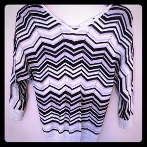 New York & Co. knit top size s